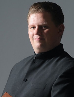 Daniel Blumenschein, Bass